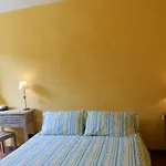 卡希纳马达莱纳葡萄酒旅馆 *