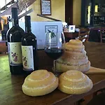 Cascina La Maddalena Bed & Wine Çiftlik konaklama *