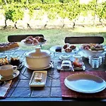 Cascina La Maddalena Bed & Wine Çiftlik konaklama Rocca Grimalda