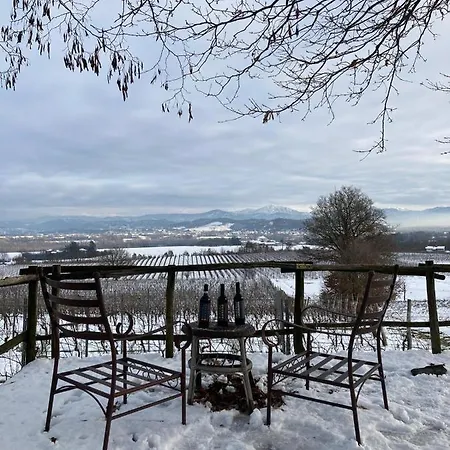 Cascina La Maddalena Bed & Wine