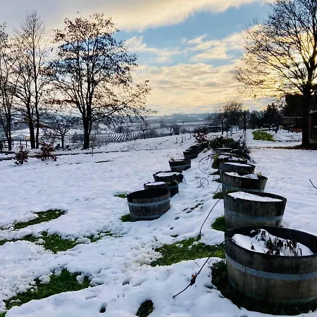 Farm stay Cascina La Maddalena Bed & Wine Rocca Grimalda