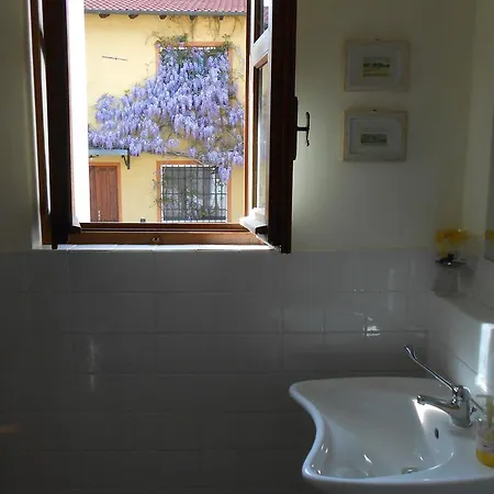 Farm stay Cascina La Maddalena Bed & Wine Rocca Grimalda