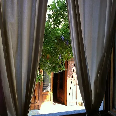 Cascina La Maddalena Bed&wine