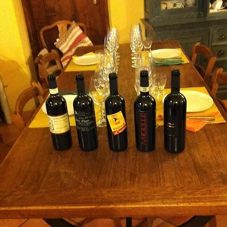 Cascina La Maddalena Bed&wine *