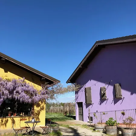 Cascina La Maddalena Bed & Wine *