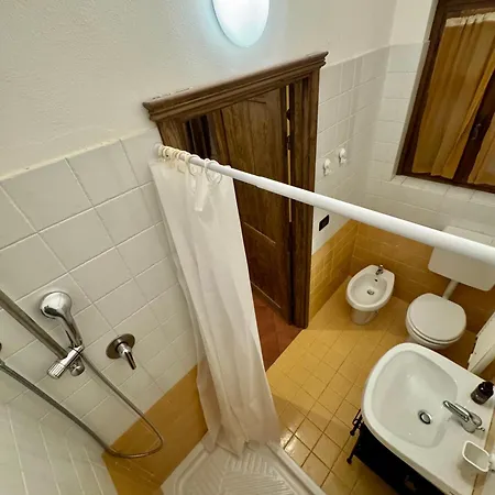 Cascina La Maddalena Bed & Wine