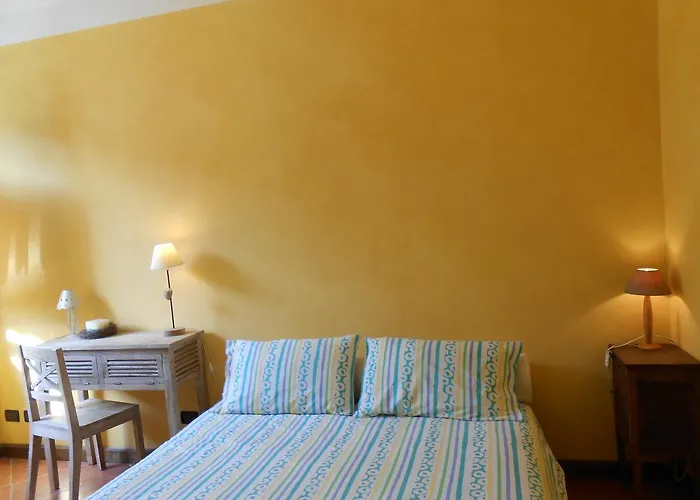 Cascina La Maddalena Bed & Wine *