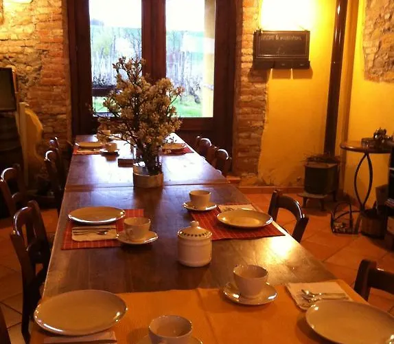 ファームステイ Cascina La Maddalena Bed & Wine *