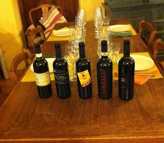 Cascina La Maddalena Bed & Wine *