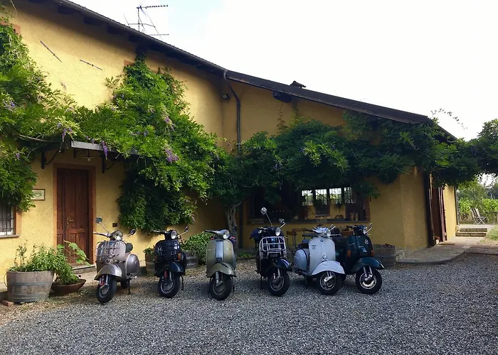 Cascina La Maddalena Bed & Wine ファームステイ